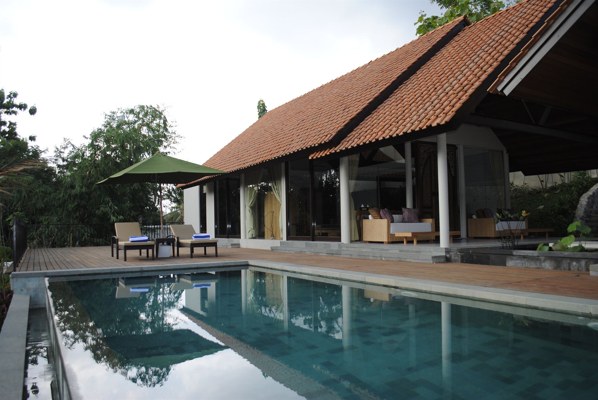 Plataran Borobudur Hotel Magelang Exterior photo